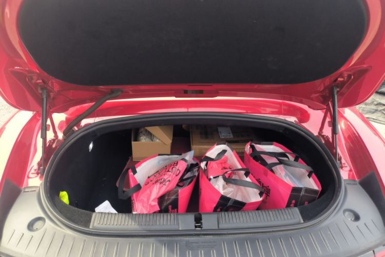 Used MG Cyberster 2024 501km Charming & Heartwarming Edition Trunk