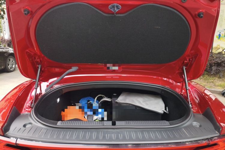 Used MG Cyberster 2024 501km Charming & Heartwarming Edition Trunk