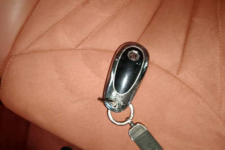 Used MG Cyberster 2024 501km Charming & Heartwarming Edition Vehicle Key