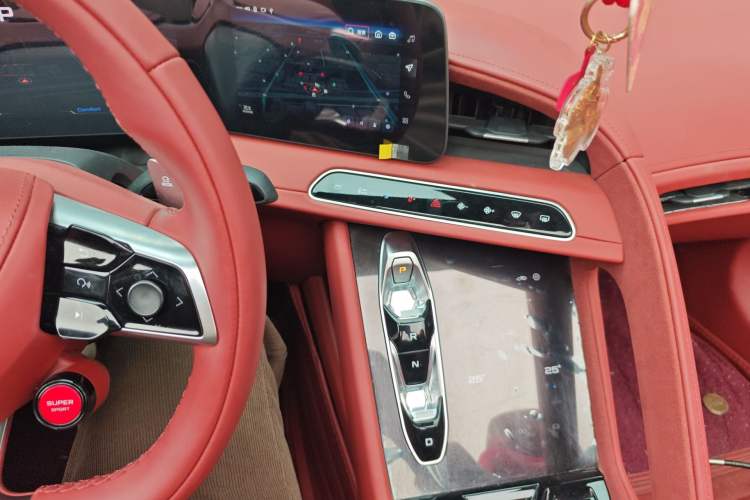 Used MG Cyberster 2024 520 km Legendary All-Wheel-Drive Version Audio And AC Panel