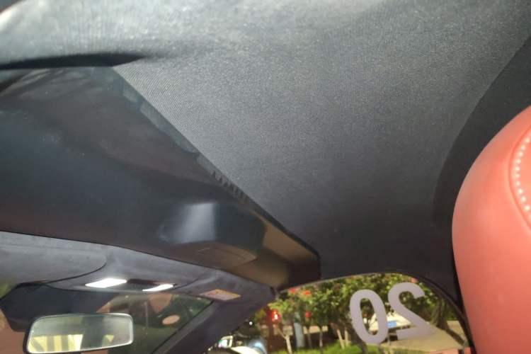 Used MG Cyberster 2024 580 km Ultra-Long Range Version Headliner
