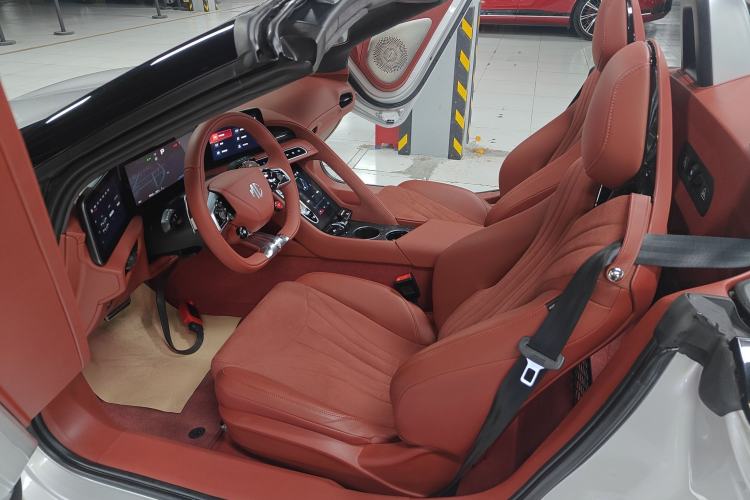 Used MG Cyberster 2024 580 km Ultra-Long Range Version Left Rear Seat