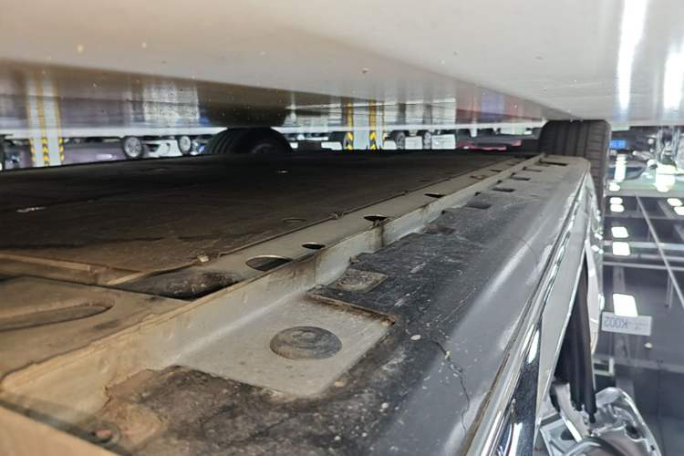 Used MG Cyberster 2024 580 km Ultra-Long Range Version Left Side Sill
