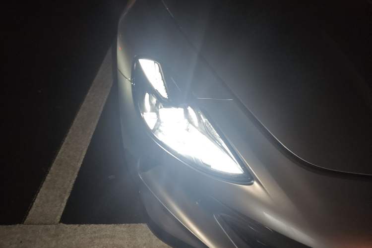 Used MG Cyberster 2024 501km Charming & Heartwarming Edition Right Front Headlight