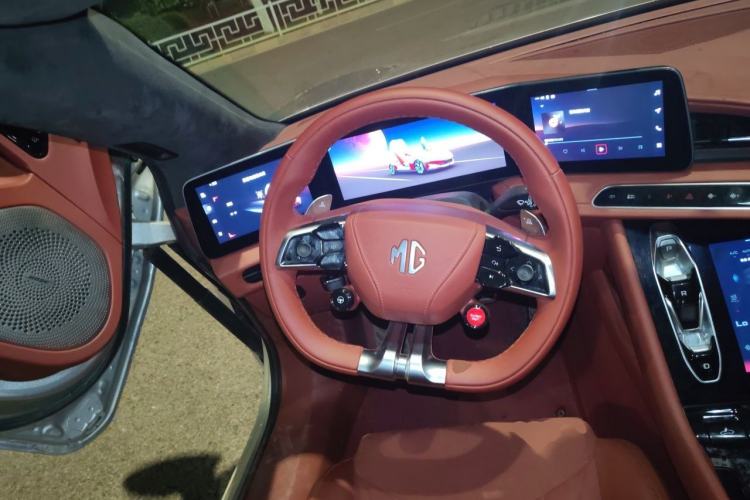 Used MG Cyberster 2024 580 km Ultra-Long Range Version Steering Wheel