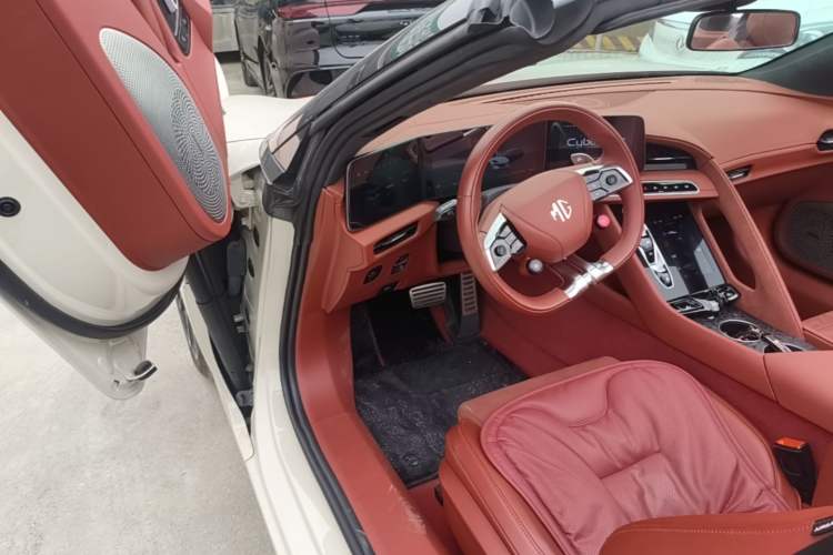 Used MG Cyberster 2024 520 km Legendary All-Wheel-Drive Version Driver Seat