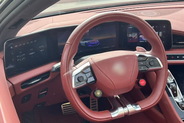 Used MG Cyberster 2024 520 km Legendary All-Wheel-Drive Red Canopy Version Interior 3