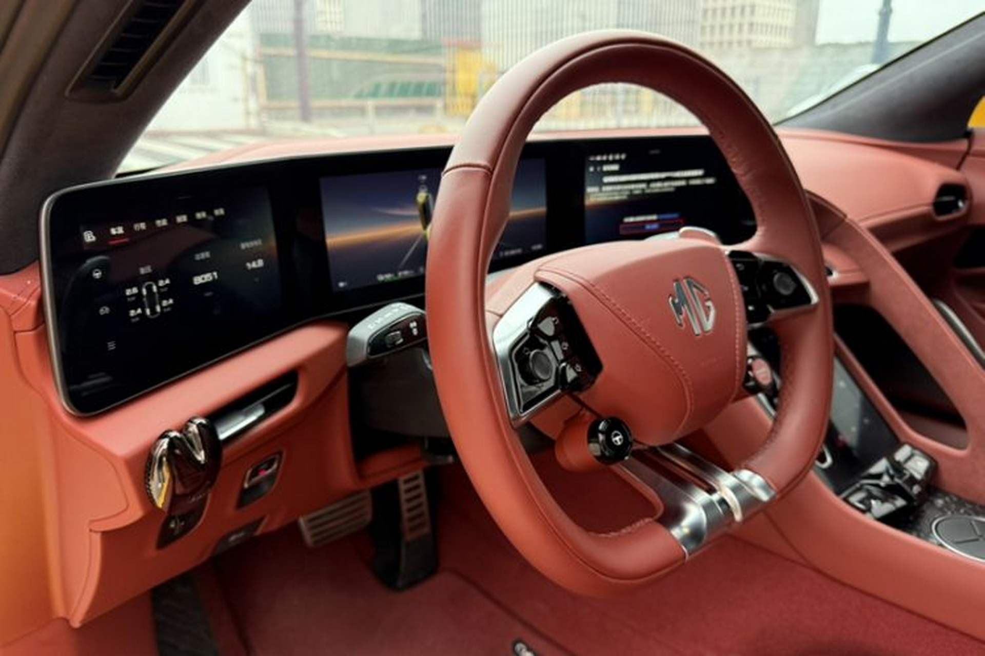 Used MG Cyberster 2024 520 km Legendary All-Wheel-Drive Version Interior 2