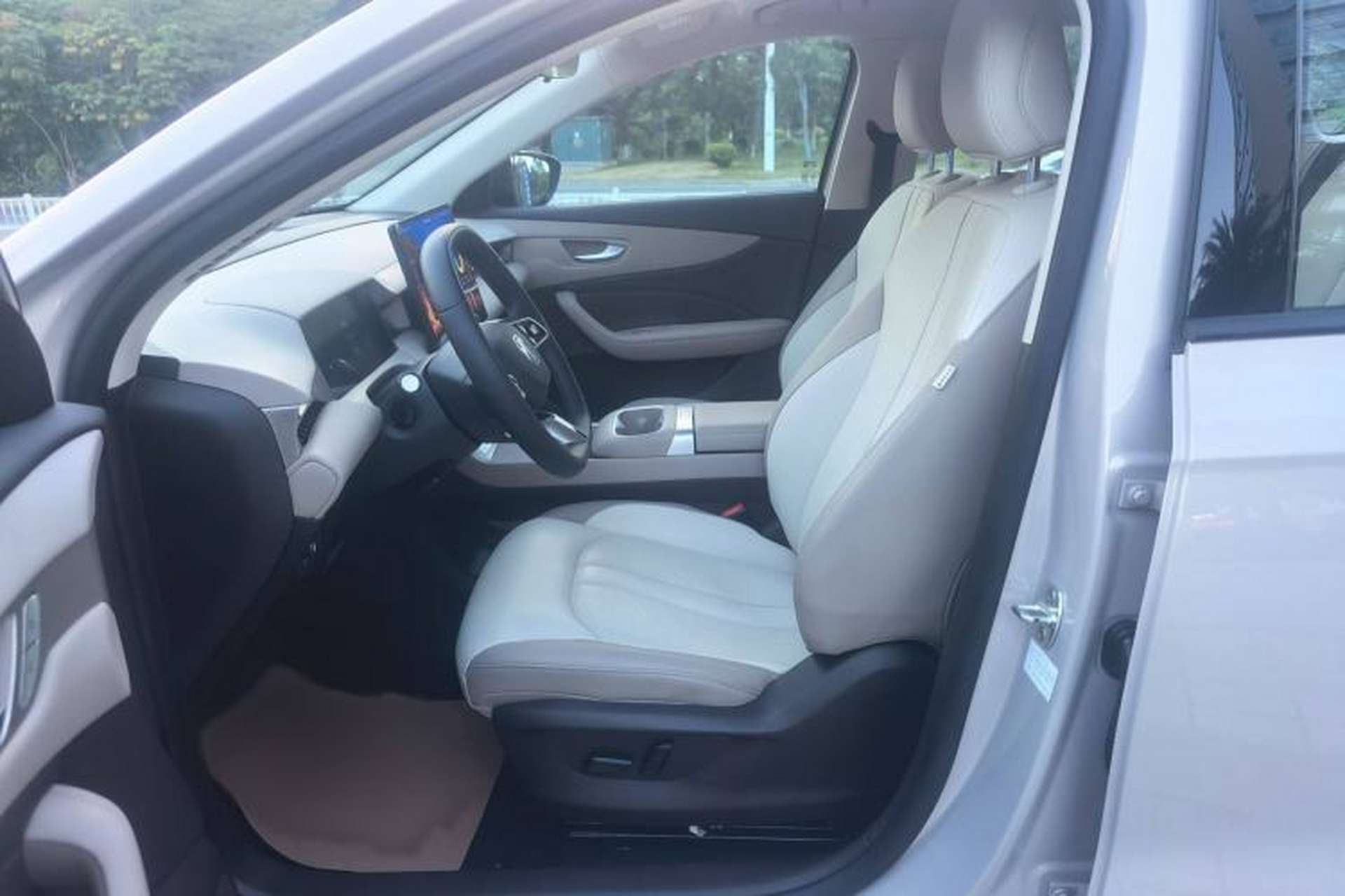 Used MG ES5 2025 525max Rear-Drive Intelligent Driving Version Left Front Seat