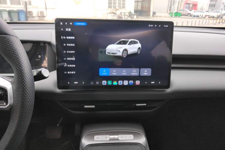 Used MG ES5 2025 515 Pro Rear-Drive Version Audio And AC Panel