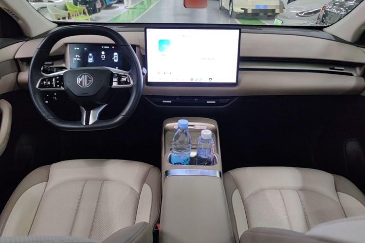 Used MG ES5 2025 525max Rear-Drive Intelligent Driving Version Center Console
