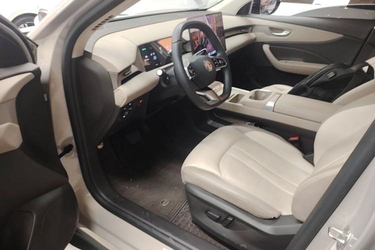 Used MG ES5 2025 525max Rear-Drive Intelligent Driving Version Driver Seat