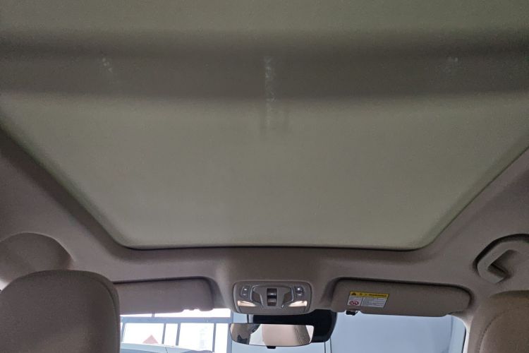 Used MG ES5 2025 525max Rear-Drive Intelligent Driving Version Headliner