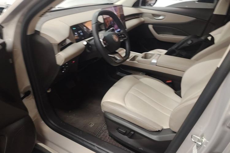 Used MG ES5 2025 525max Rear-Drive Intelligent Driving Version Left Front Seat