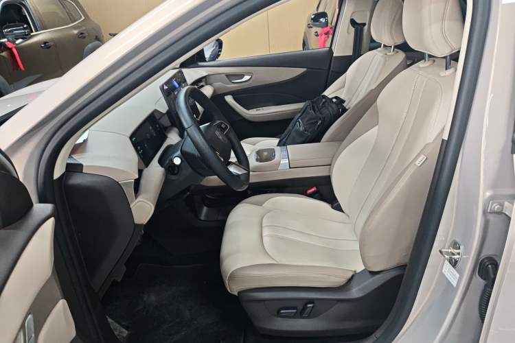 Used MG ES5 2025 525max Rear-Drive Intelligent Driving Version Left Front Seat