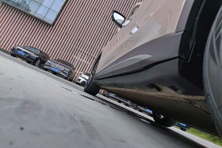 Used MG ES5 2025 515plus Rear-Drive Version Left Side Sill