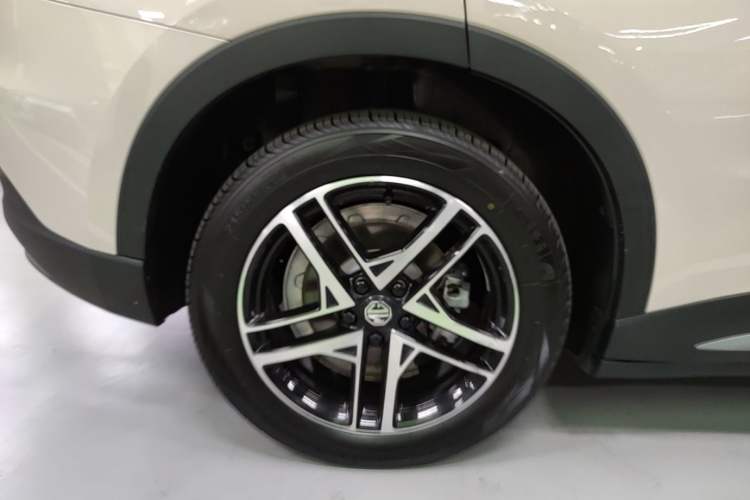 Used MG ES5 2025 525max Rear-Drive Intelligent Driving Version Right Rear Wheel Hub