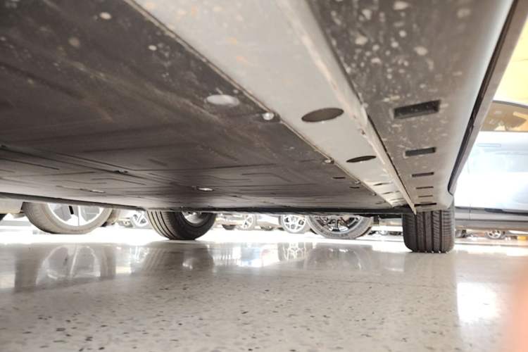 Used MG ES5 2025 425 Pro Rear-Drive Version Right Side Sill