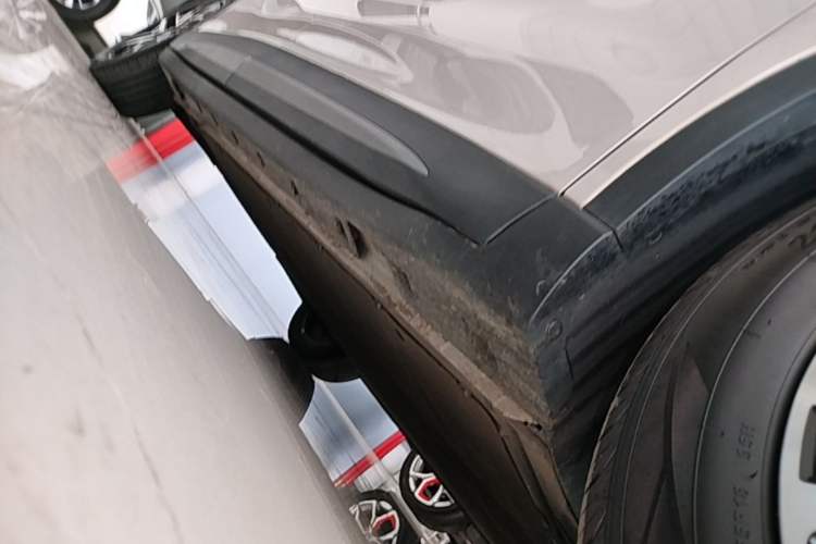 Used MG ES5 2025 515plus Rear-Drive Version Right Side Sill