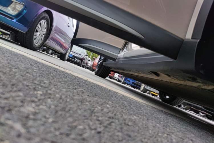 Used MG ES5 2025 515plus Rear-Drive Version Right Side Sill