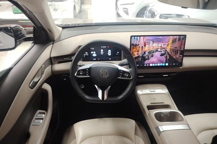 Used MG ES5 2025 525max Rear-Drive Intelligent Driving Version Steering Wheel