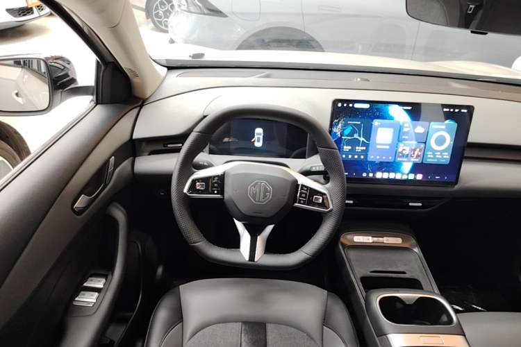 Used MG ES5 2025 425 Pro Rear-Drive Version Steering Wheel