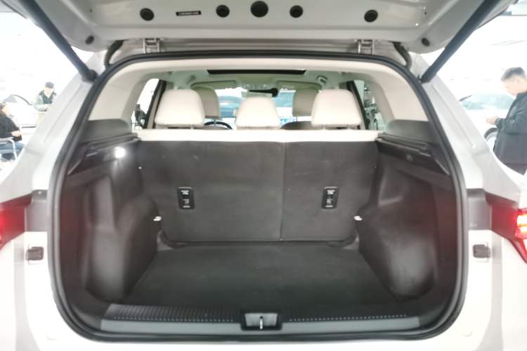 Used MG ES5 2025 515plus Rear-Drive Version Trunk