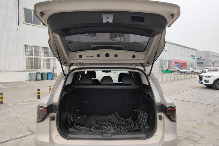 Used MG ES5 2025 515 Pro Rear-Drive Version Trunk