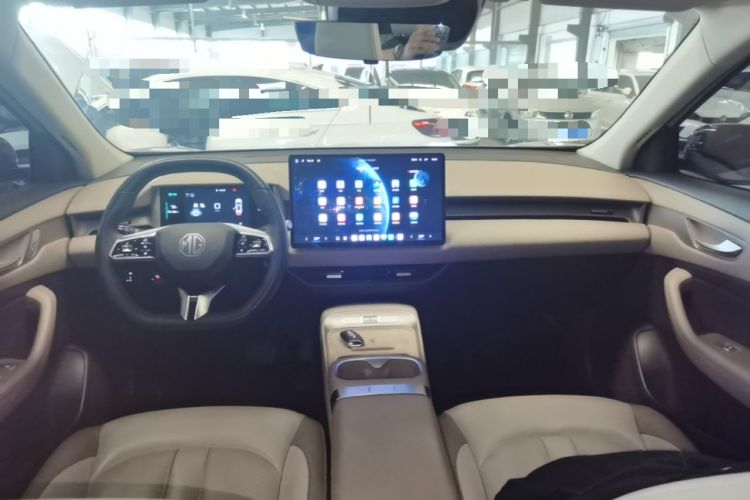 Used MG ES5 2025 525max Rear-Drive Intelligent Driving Version Center Console
