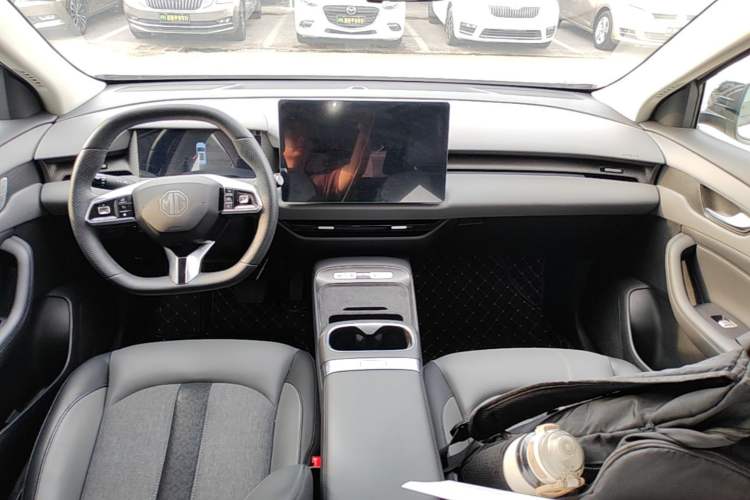 Used MG ES5 2025 515 Pro Rear-Drive Version Center Console