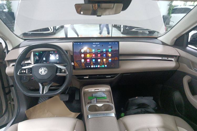 Used MG ES5 2025 525max Rear-Drive Intelligent Driving Version Center Console