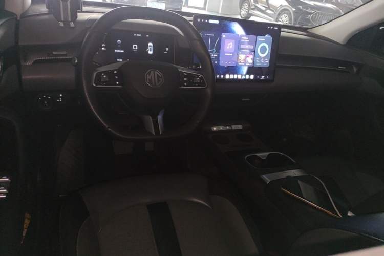 Used MG ES5 2025 515 Pro Rear-Drive Version Center Console