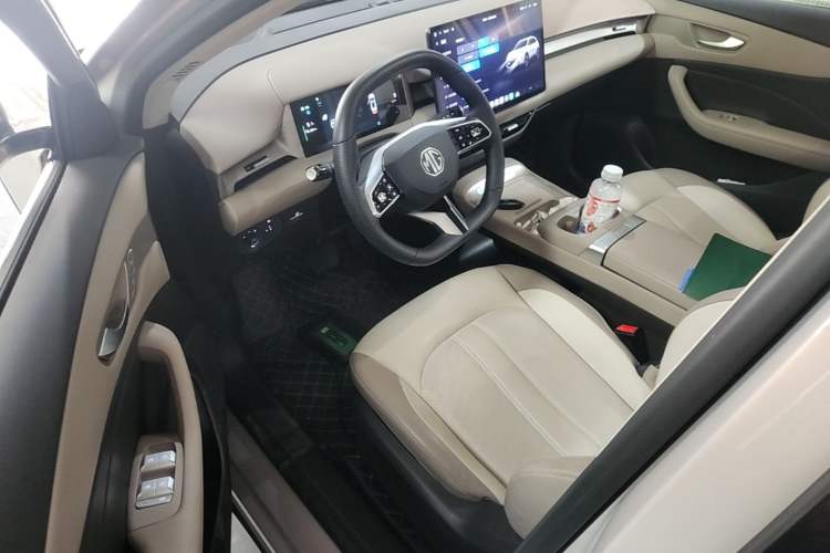 Used MG ES5 2025 525max Rear-Drive Intelligent Driving Version Driver Seat