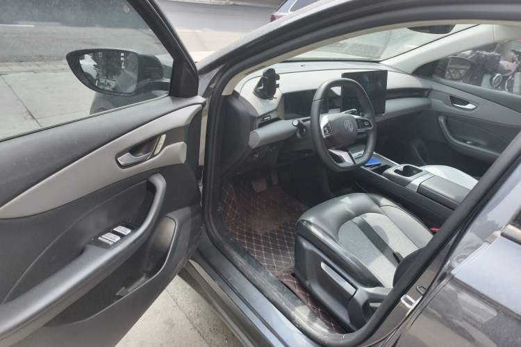 Used MG ES5 2025 425 Pro Rear-Drive Version Driver Seat