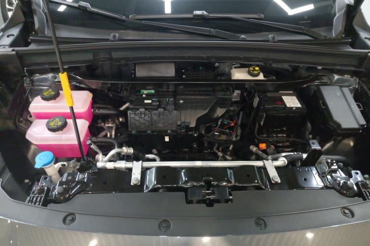 Used MG ES5 2025 525max Rear-Drive Intelligent Driving Version Engine Bay