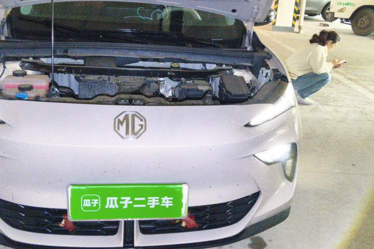 Used MG ES5 2025 515 Pro Rear-Drive Version Engine Bay Left