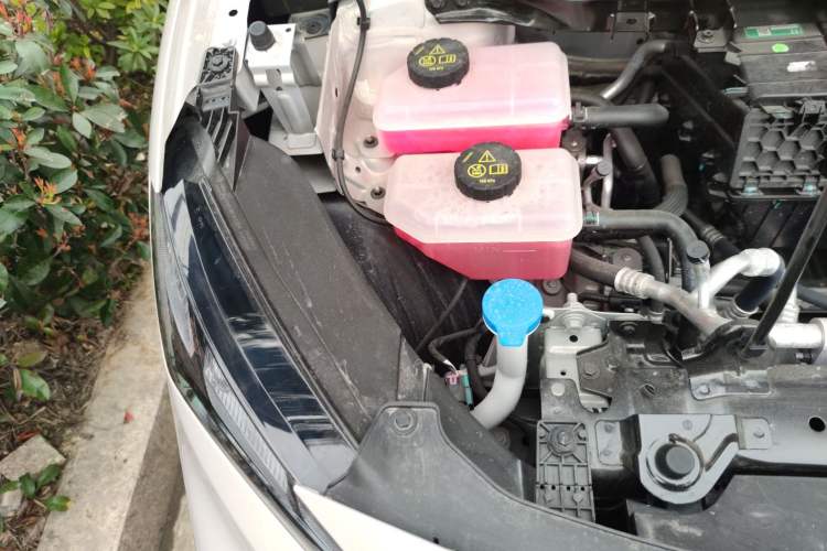 Used MG ES5 2025 525max Rear-Drive Intelligent Driving Version Engine Bay Right