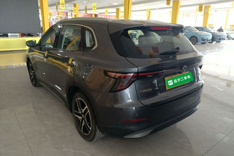 Used MG ES5 2025 525max Rear-Drive Intelligent Driving Version Exterior 2