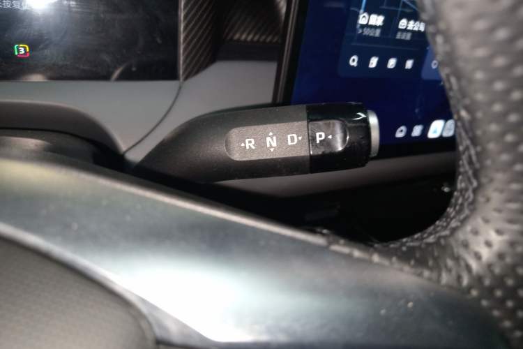 Used MG ES5 2025 525max Rear-Drive Intelligent Driving Version Gear Lever