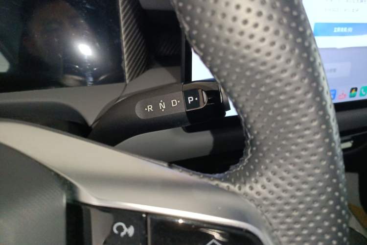 Used MG ES5 2025 525max Rear-Drive Intelligent Driving Version Gear Lever