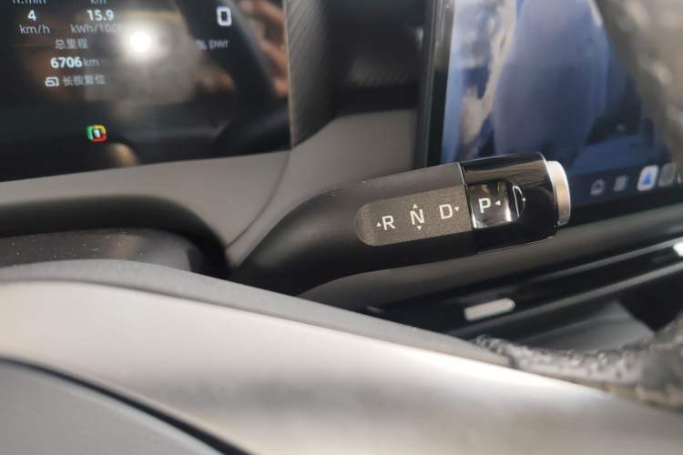 Used MG ES5 2025 515 Pro Rear-Drive Version Gear Lever