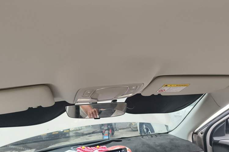 Used MG ES5 2025 515 Pro Rear-Drive Version Headliner