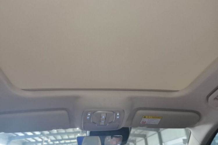 Used MG ES5 2025 525max Rear-Drive Intelligent Driving Version Headliner