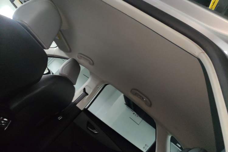 Used MG ES5 2025 515 Pro Rear-Drive Version Headliner