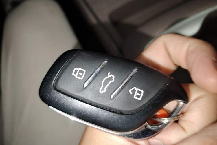 Used MG ES5 2025 525max Rear-Drive Intelligent Driving Version Interior 1