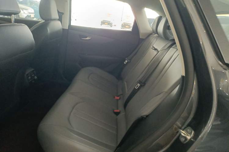 Used MG ES5 2025 525max Rear-Drive Intelligent Driving Version Left Rear Seat