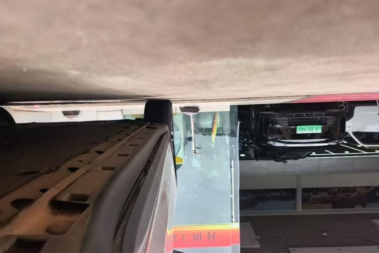 Used MG ES5 2025 525max Rear-Drive Intelligent Driving Version Left Side Sill