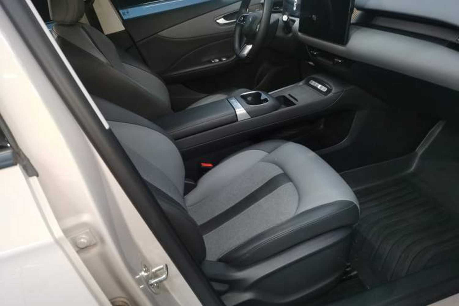 Used MG ES5 2025 515 Pro Rear-Drive Version Right Front Seat