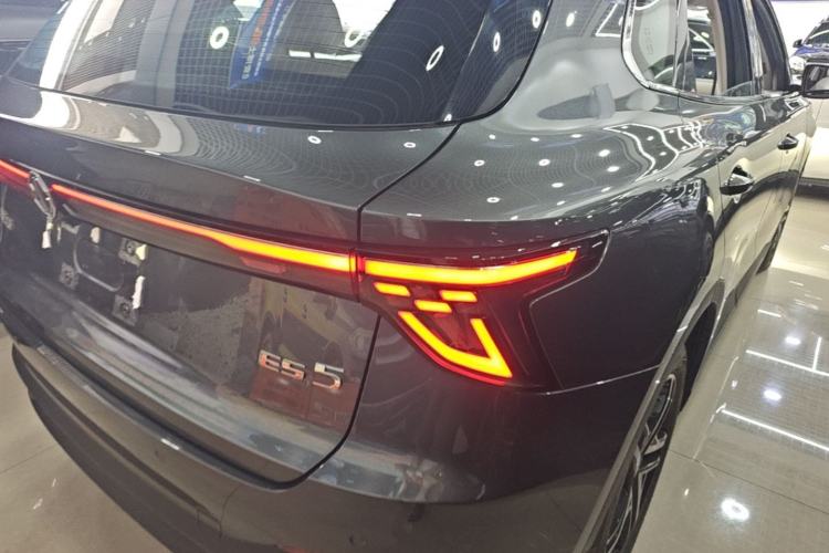 Used MG ES5 2025 425plus Rear-Drive Version Right Rear Taillight