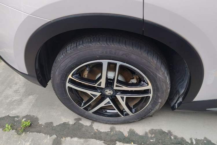 Used MG ES5 2025 525max Rear-Drive Intelligent Driving Version Right Rear Wheel Hub